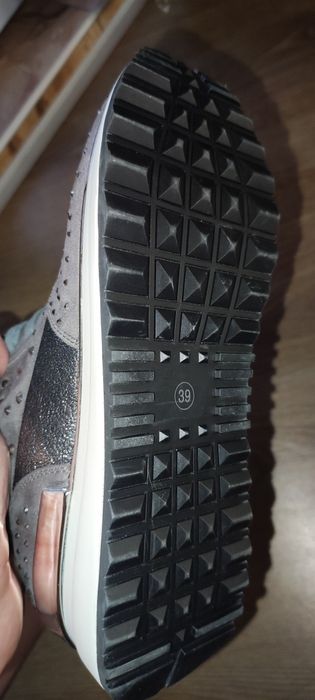 Kate Grey спортно елегантни обувки номер 39