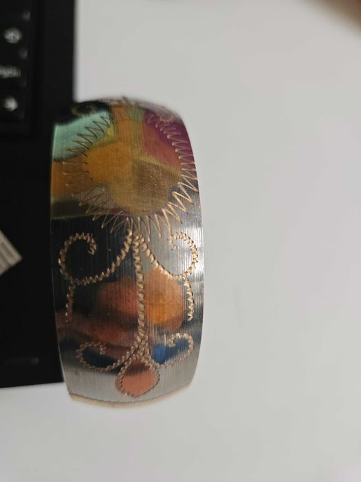 Гривна с орнаменти