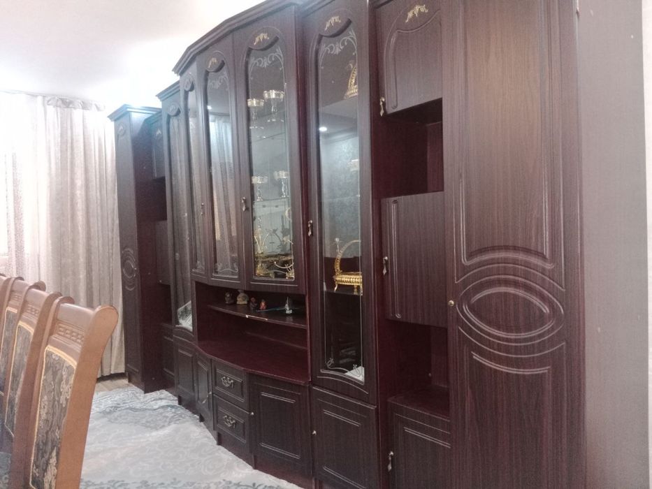Продам шифоньер срочно
