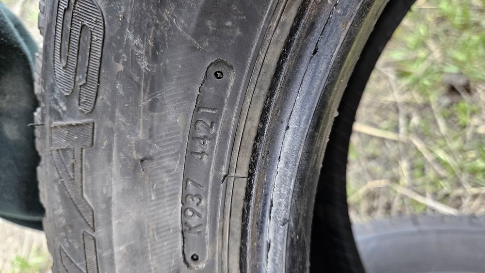 2бр гуми 215 65 16С дот 21 ласа lassa