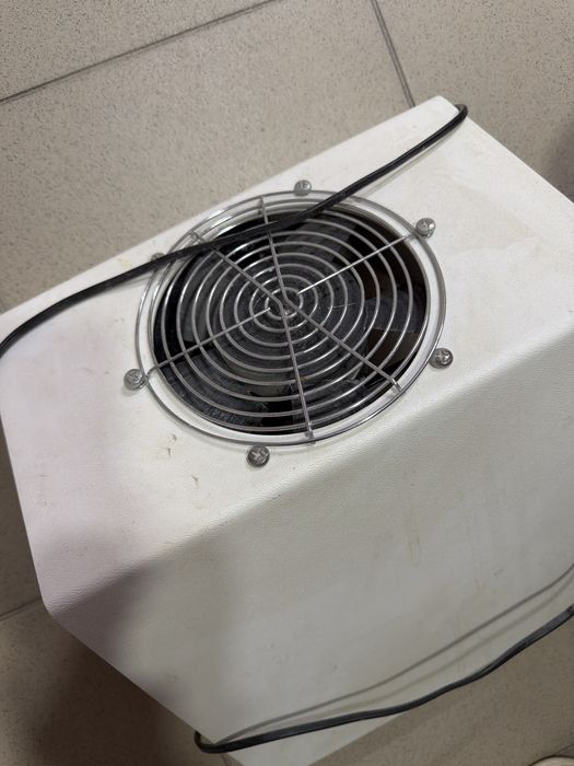 Пылесос  для маникюра