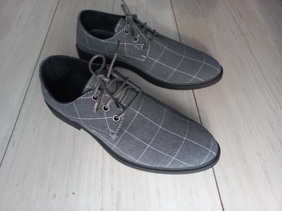 Мъжки обувки от плат номер 40