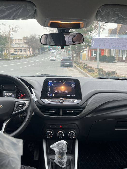 Onix 3 mexanika Metan-5