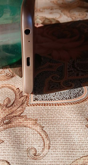 Vand Samsung j3 2017 in stare foarte bună