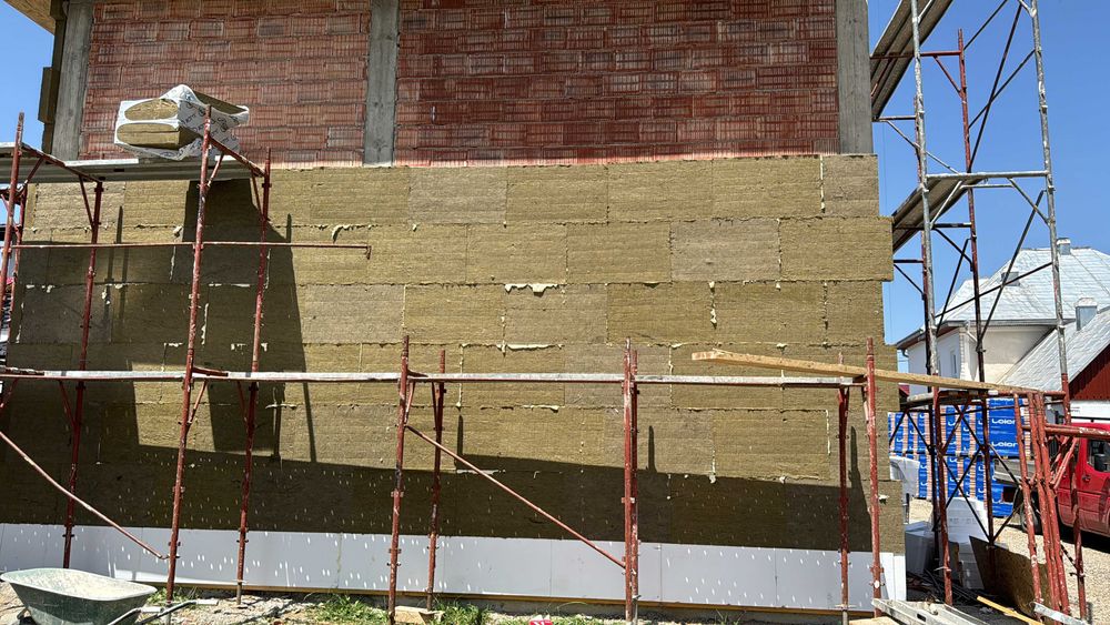 Vată bazaltică pentru interior și exterior