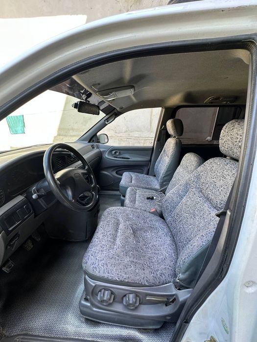 Kia Carnival Sotiladi 1998yil