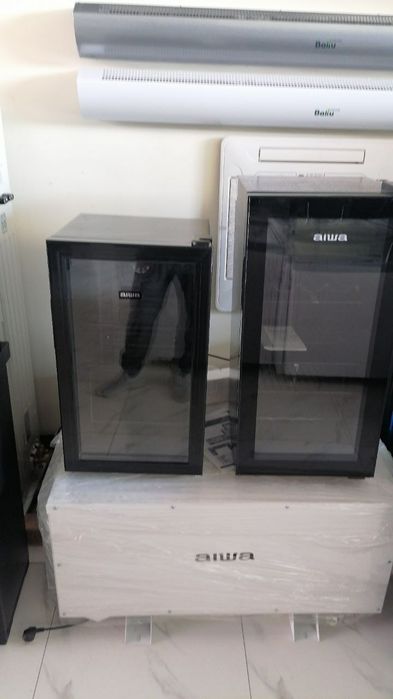 Mini holodilnik /mini bar
