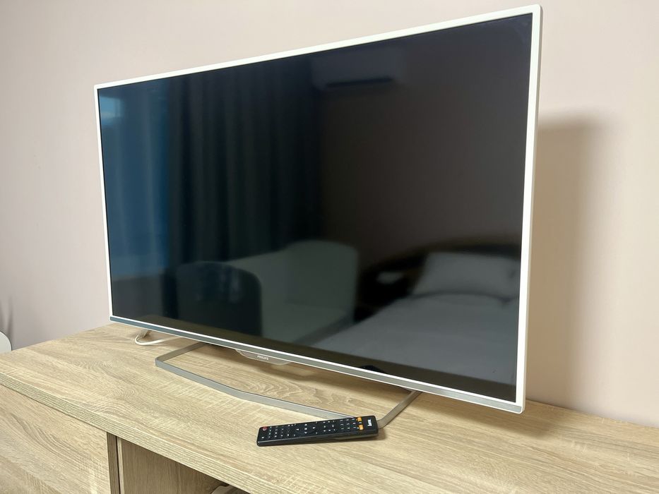 Philips 40 Инча Smart TV Ambilight – Full HD Бял