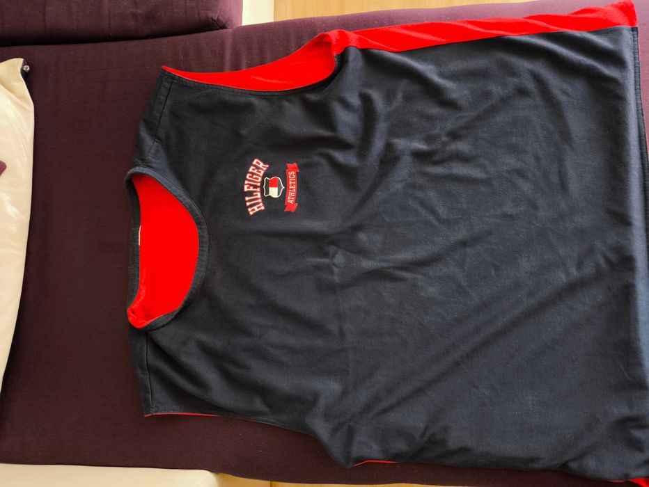 Двулицев потник. Hilfiger