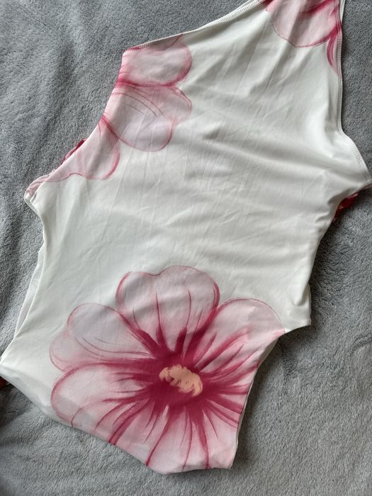 Боди в розово и бяло с цветя