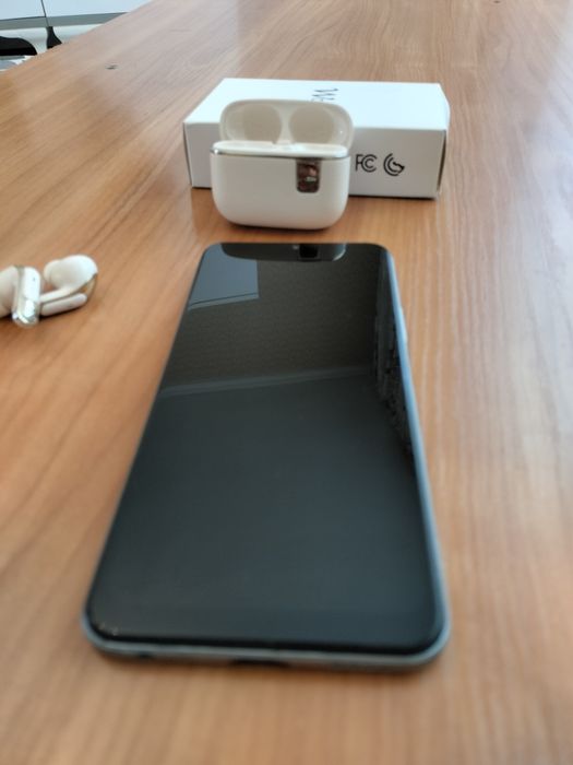 Vivo Y21..+науш.