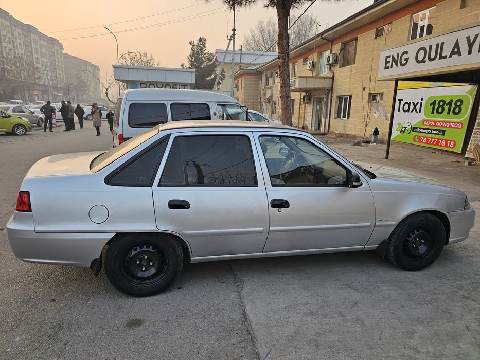 Nexia  2 tozza sotiladi