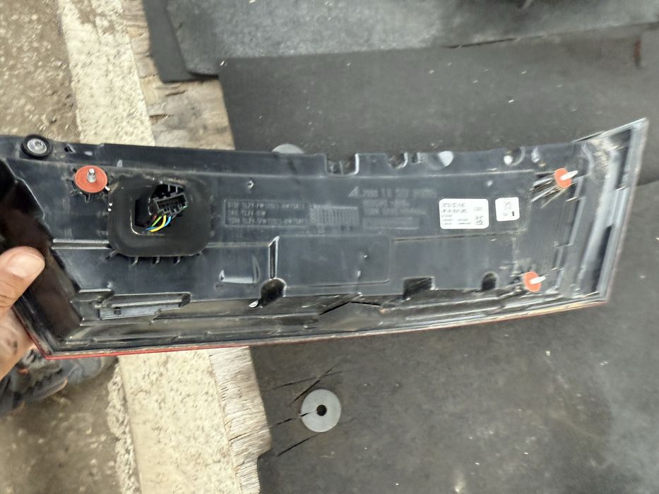 Оригинални европеиски жълти стопове стоп Audi Q7 4m Ауди 2015-19г