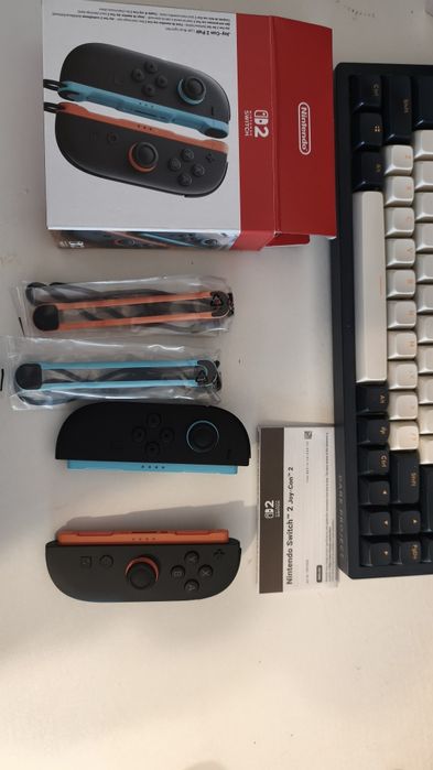 Nintendo Switch 2 контролери – Отлично състояние, гаранция