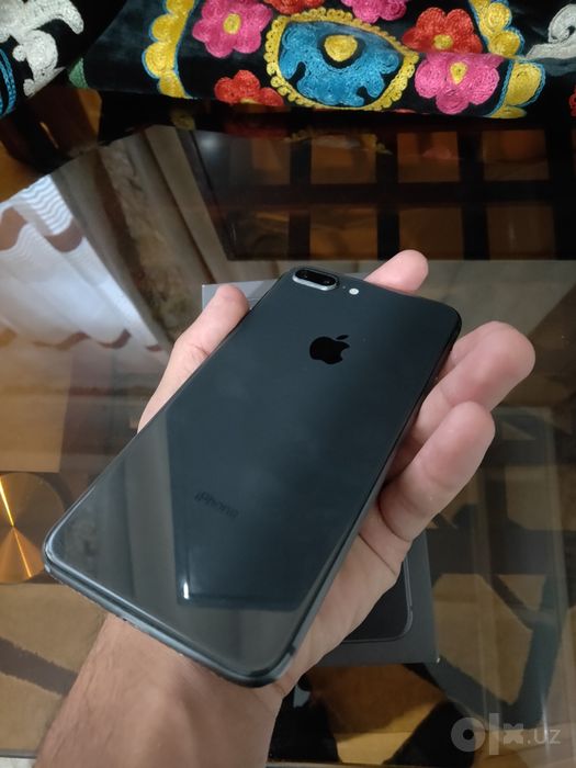 iPhone 8 plus sotiladi