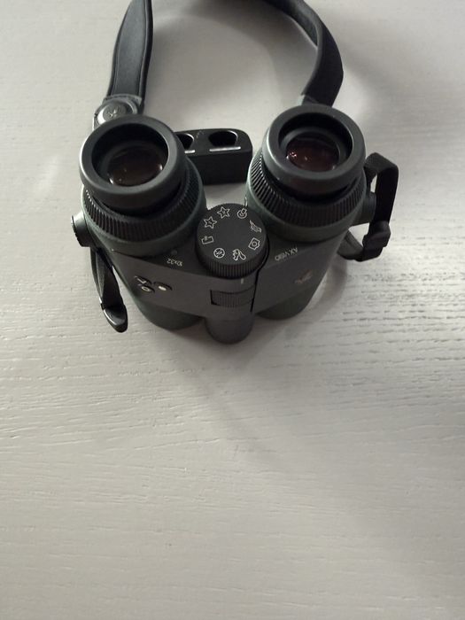 Vand binoclu Swarovsky Optik AX VISIO 10x32