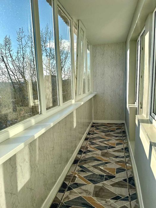 Продается 1 ком квартира район Школьник