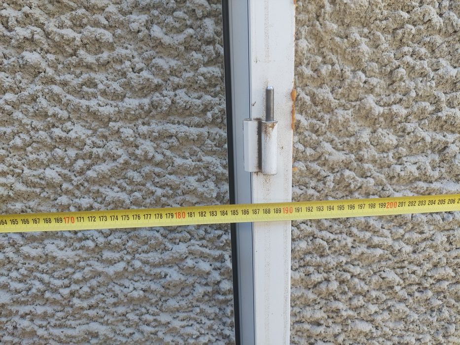 Алуминиева двойна врата