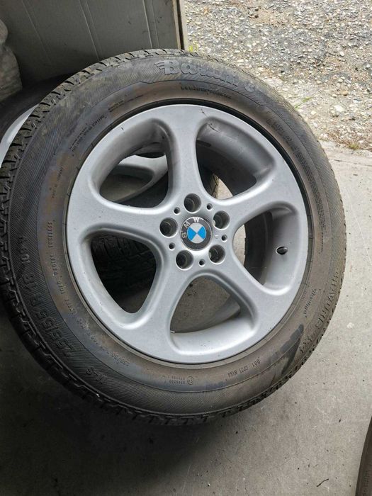 Гуми 255 55 18 запазени като нови