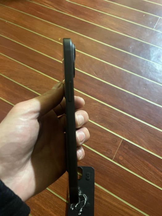 Iphone 15 черный цвет 100% Акб