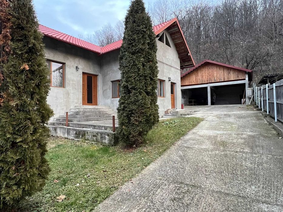 Casa de vanzare /Ștefănești /toate utilitățile
