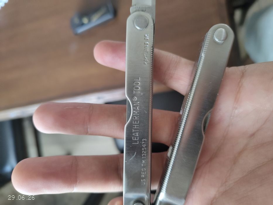 briceag multifuncțional Leatherman