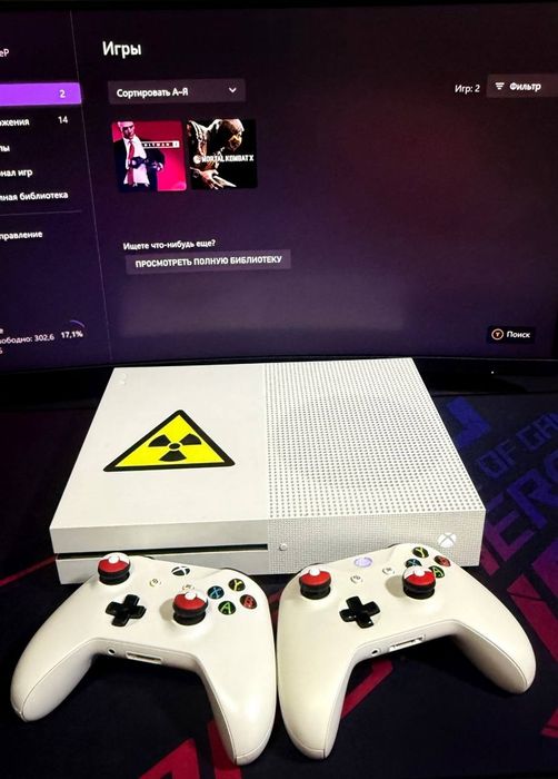 Xbox One S 500Gb + Mortal Kombat XL