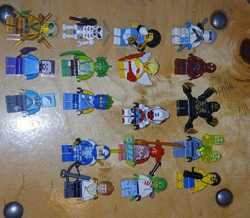 Минифигурки лего