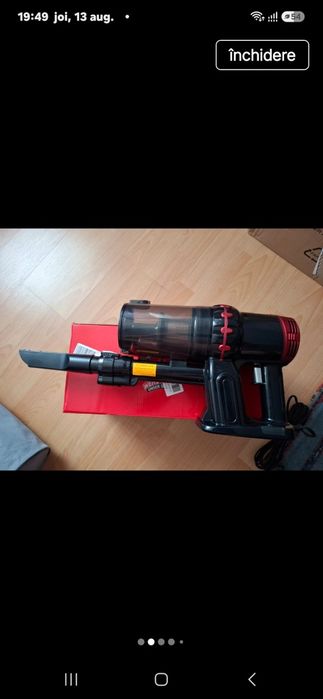 Aspirator vertical cu fir Cleanmaxx