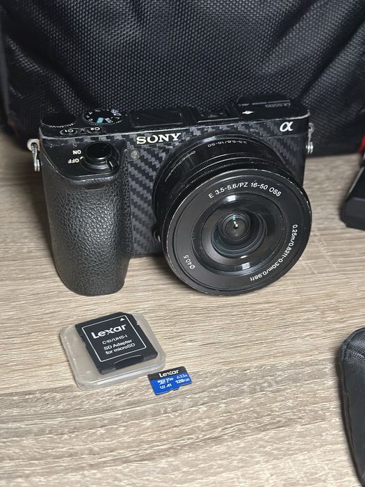 Sony a6500/ 2 обектива, аксесоари