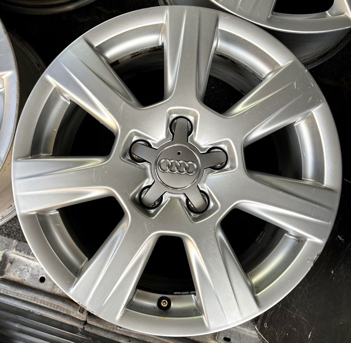 Оригинални алуминиеви джанти за Audi 5x112 16
