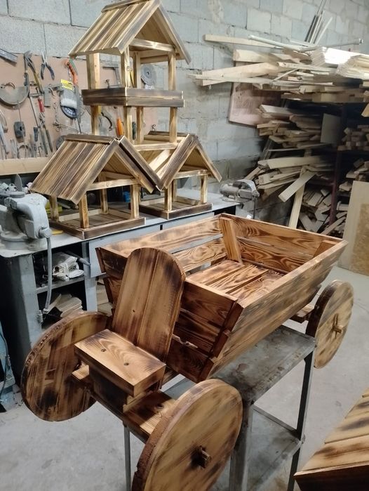 Мебель из дерева