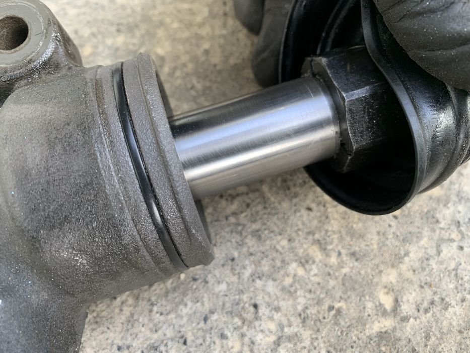 Рулевая рейка с датчиком на   Бмв & Bmw Е 60