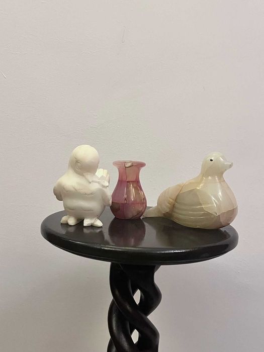 Set trei bibelouri statuete figurine onix si marmura vechi bibelou