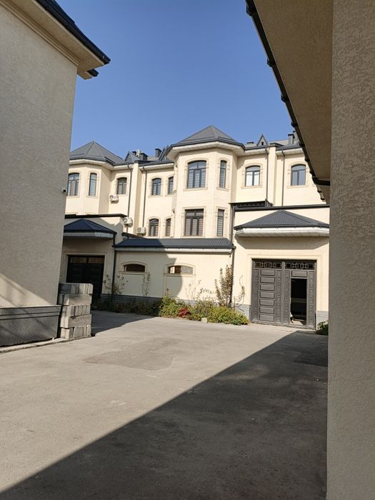 Usta. Ichki va tashqi ishlar.