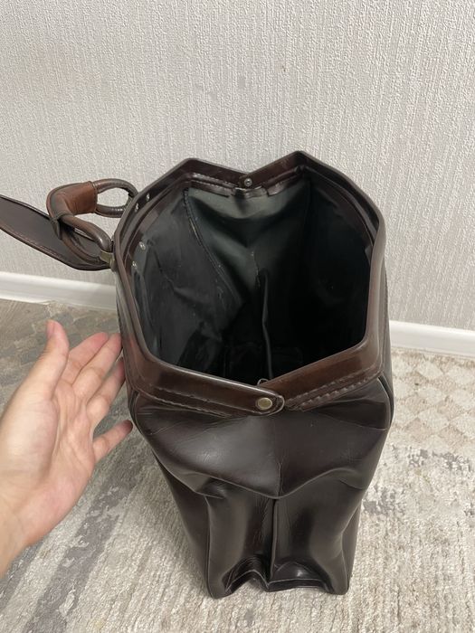 Кожаный дипломат, саквояж