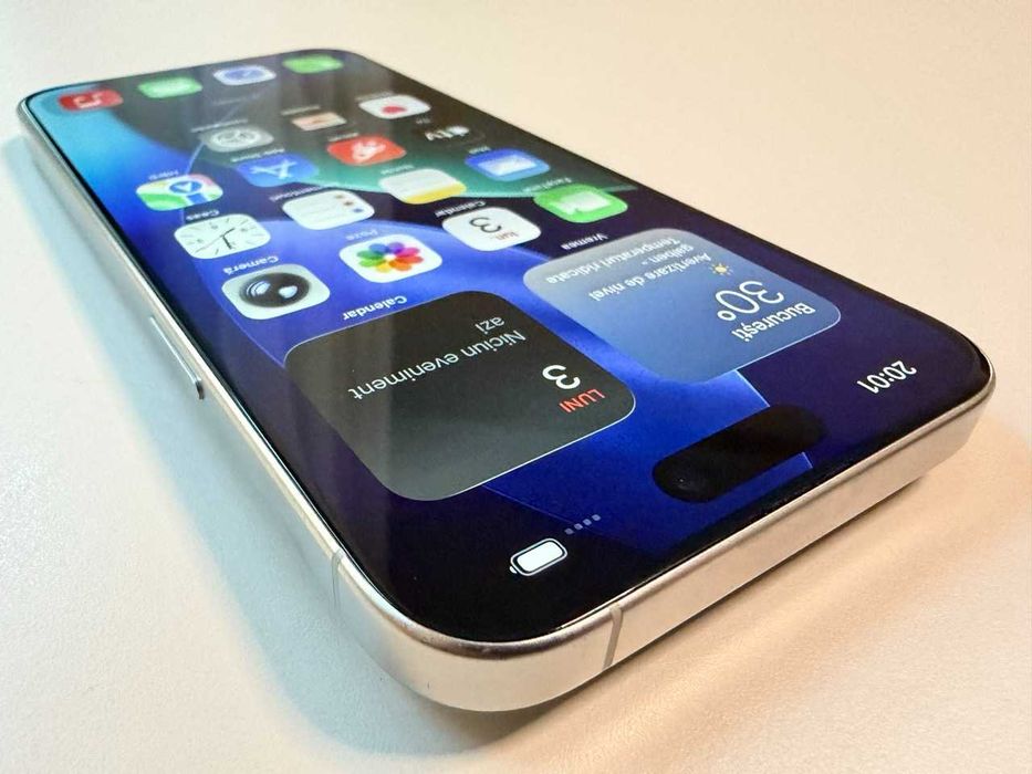  Apple / iPhone 15 Pro Max / 256 Gb / White Titanium