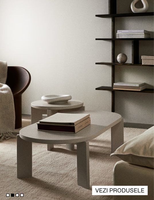 Masuta de cafea bej deschis - stare f buna