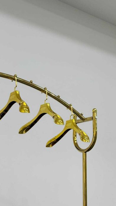 veshalki harhil.