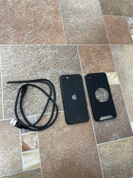 Айфон se сатылады өте жақсы жағдайда