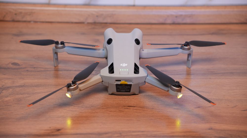 DJI Mini 4 Pro Fly More Combo Plus