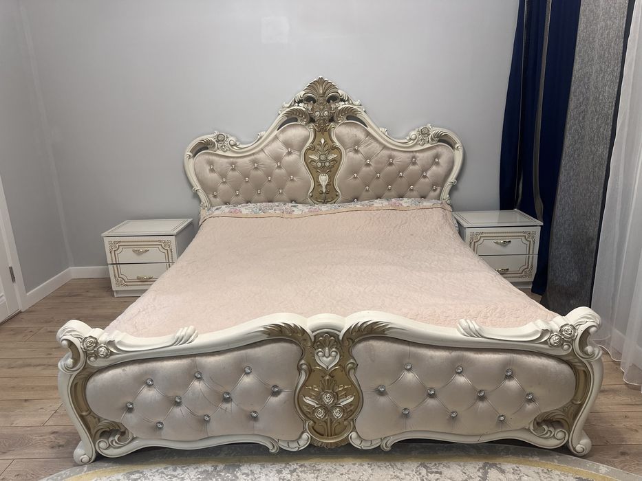 Продам спальный гарнитур, двуспальная кровать