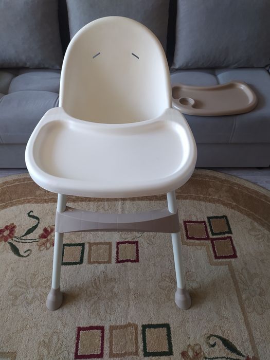 Детский столик для кормления