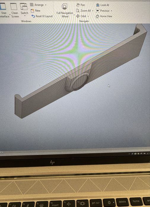 Suporti numar de inmatriculare magnetici sau cu surub