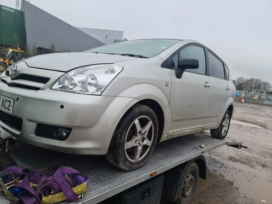 20броя На Части Toyota Corolla Verso 2.0 116 D-4D Корола Версо