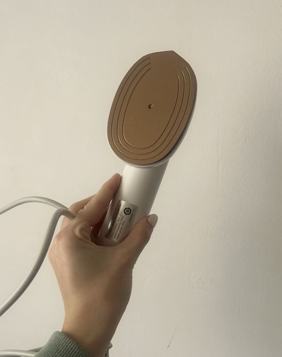 Мини ютия за пътуване