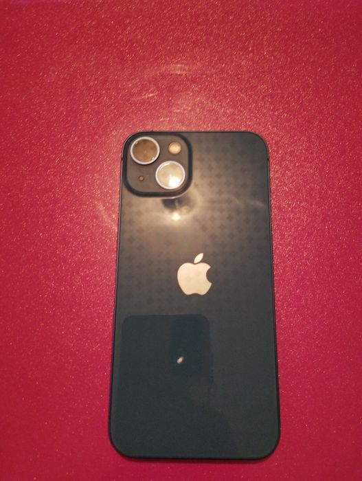 Айфон 13 сатылады