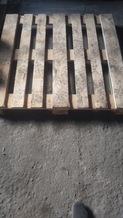 Поддоны 1200 на 1200