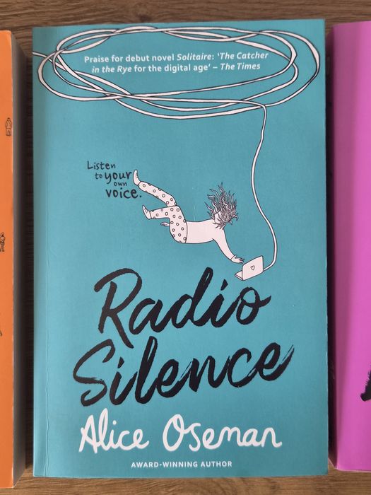 Книги на Аристотел Осман (Alice Oseman)