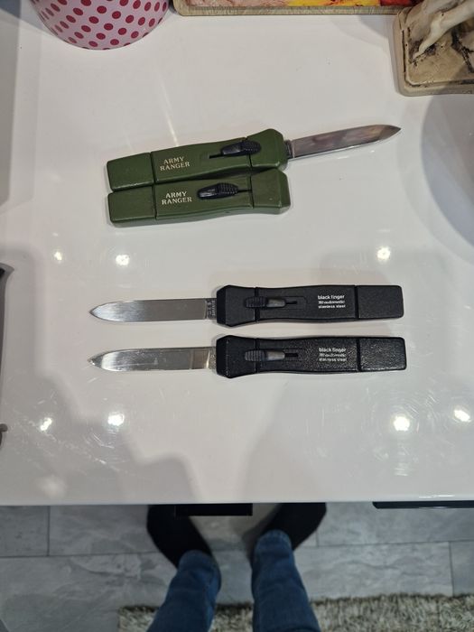 Cutite din metal Army